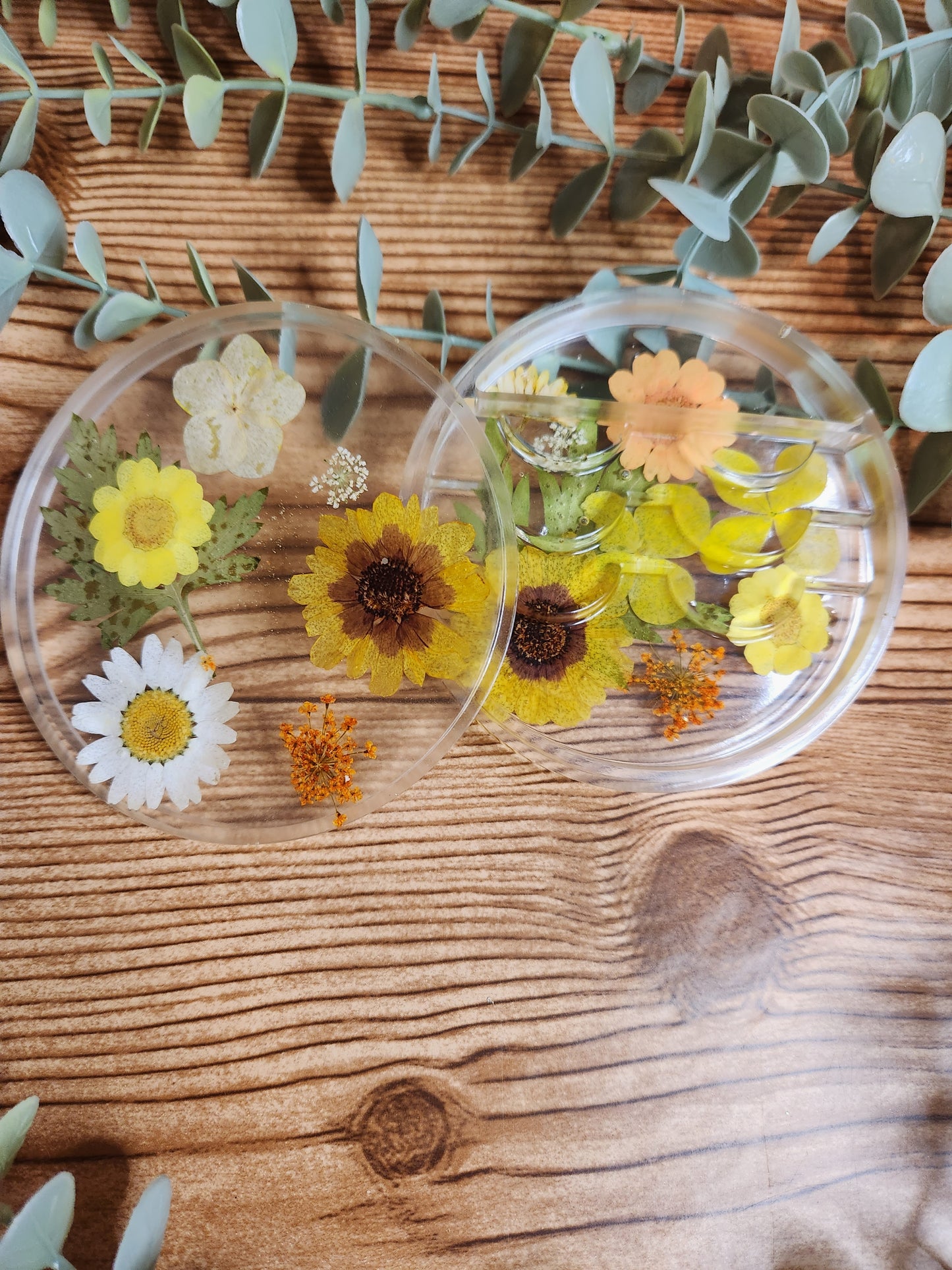 Yellow Flowers Eyelash Holder